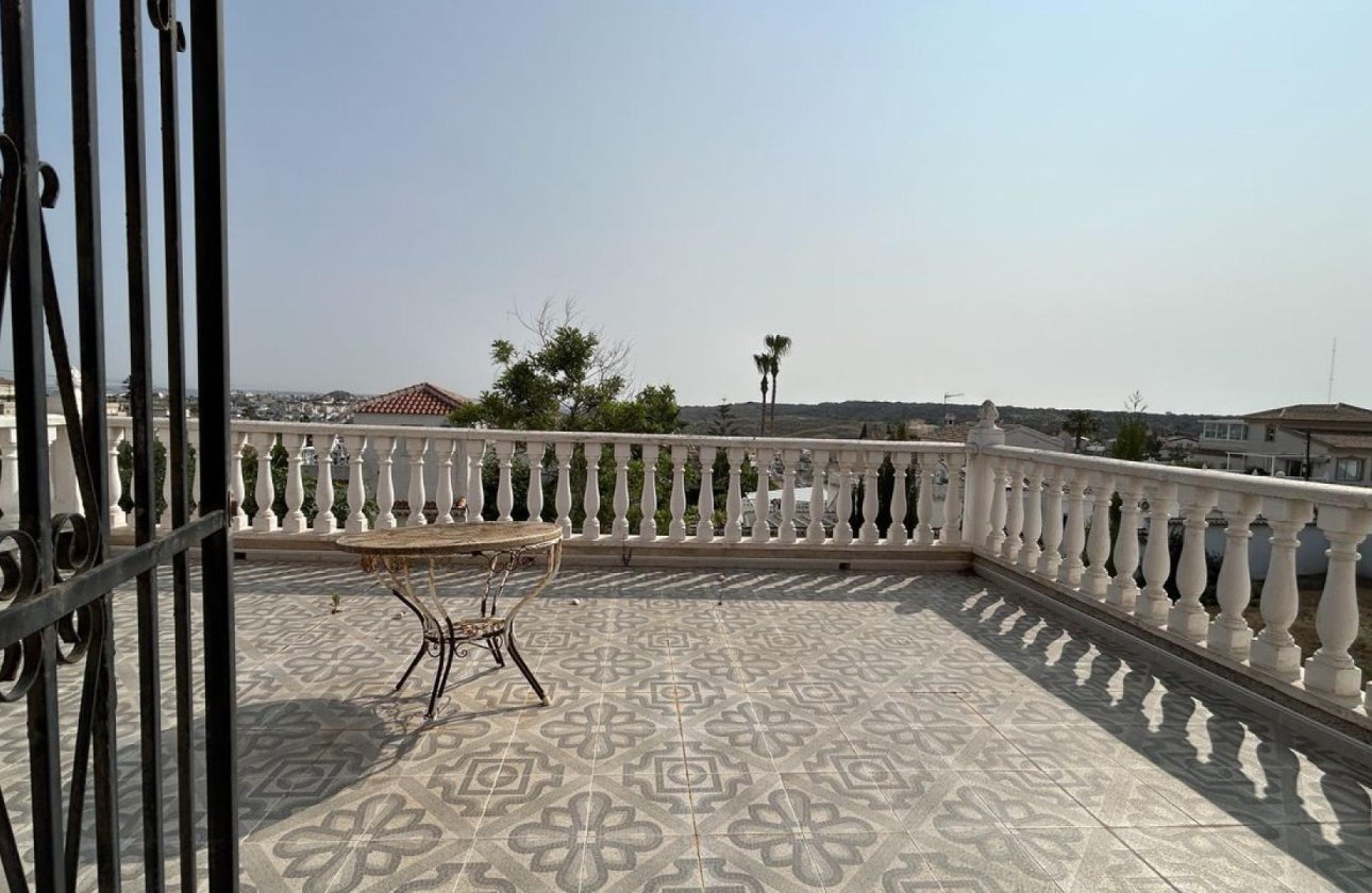 Herverkoop - Villa -
Ciudad Quesada - Costa Blanca