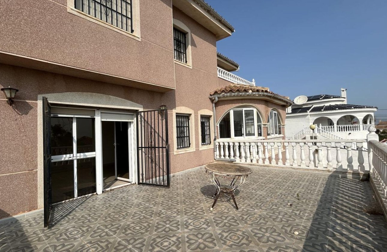 Herverkoop - Villa -
Ciudad Quesada - Costa Blanca