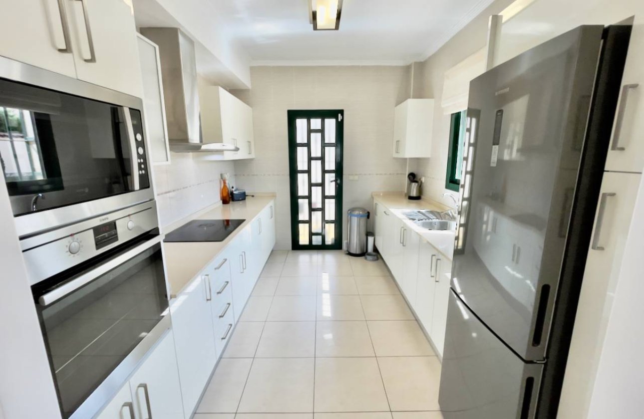 Herverkoop - Villa -
Ciudad Quesada - Costa Blanca