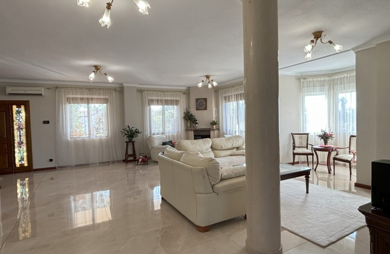 Herverkoop - Villa -
Ciudad Quesada - Costa Blanca