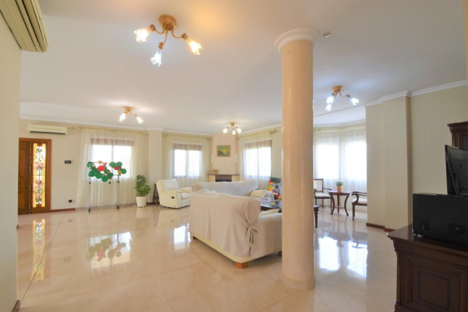 Herverkoop - Villa -
Ciudad Quesada - Costa Blanca