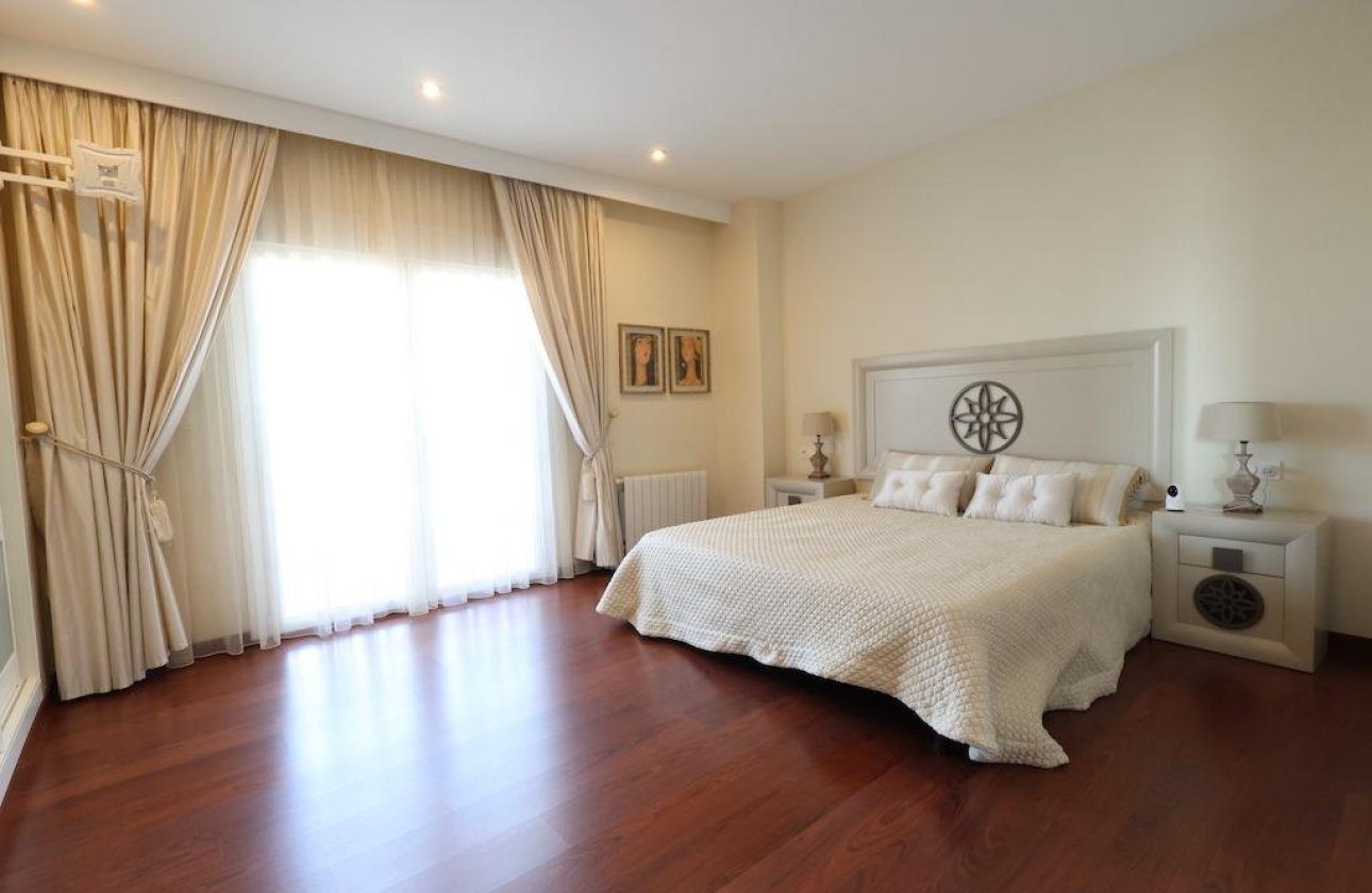 Herverkoop - Villa -
Ciudad Quesada - Costa Blanca