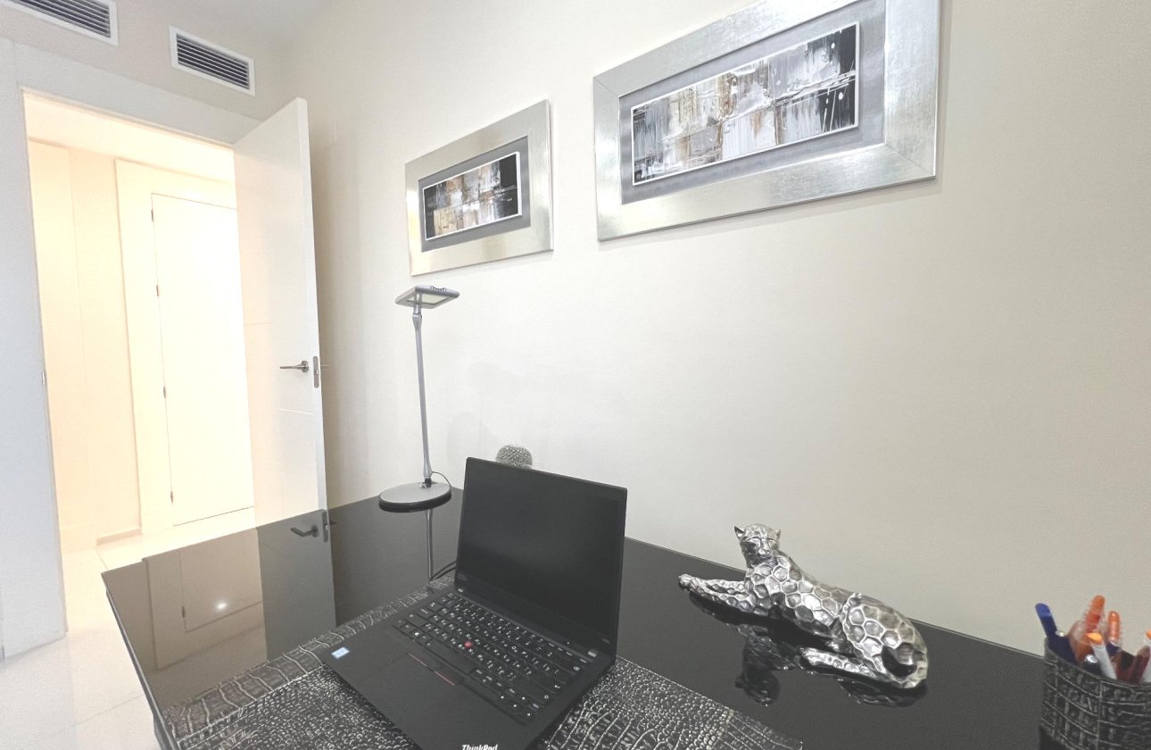 Herverkoop - Villa -
Ciudad Quesada - Costa Blanca