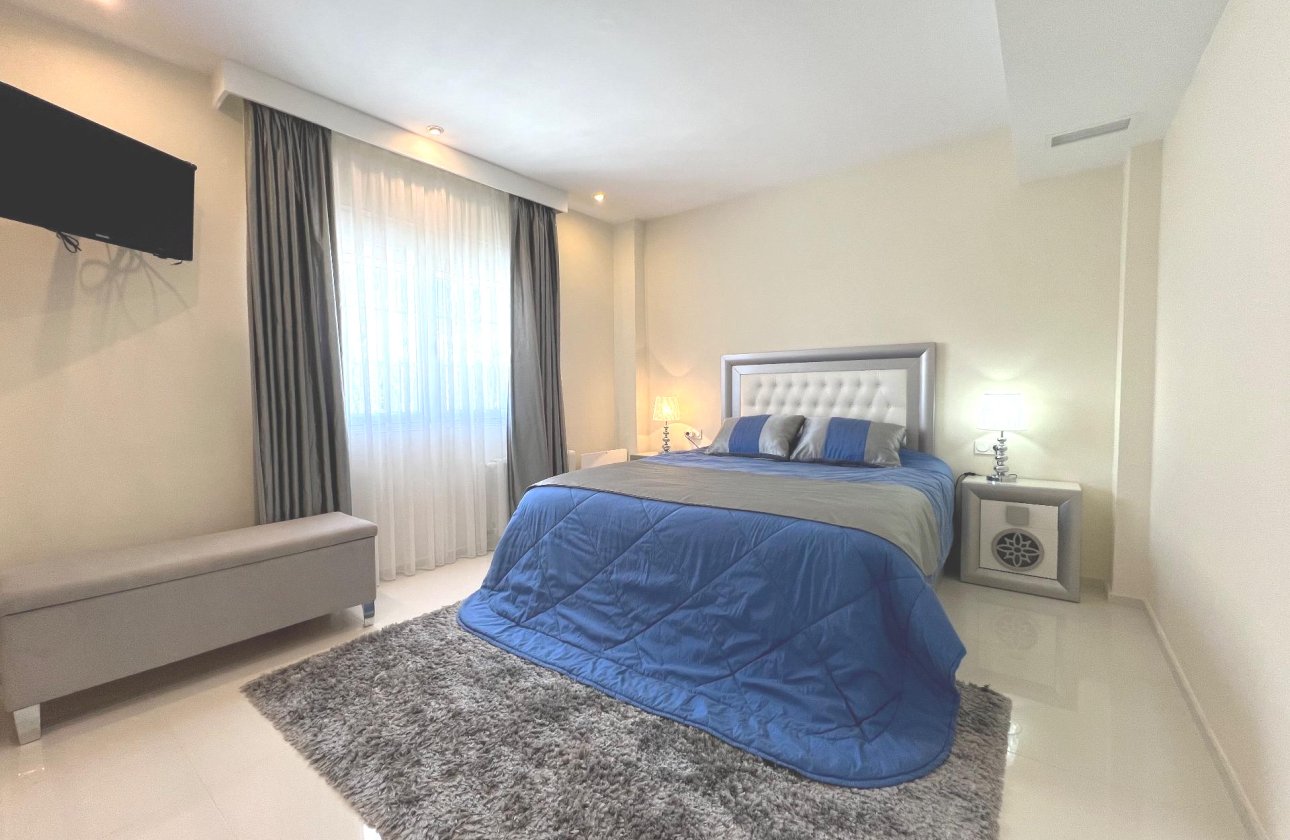 Herverkoop - Villa -
Ciudad Quesada - Costa Blanca