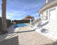 Herverkoop - Villa -
Ciudad Quesada - Costa Blanca