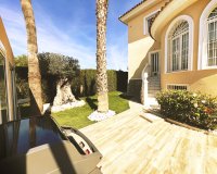 Herverkoop - Villa -
Ciudad Quesada - Costa Blanca