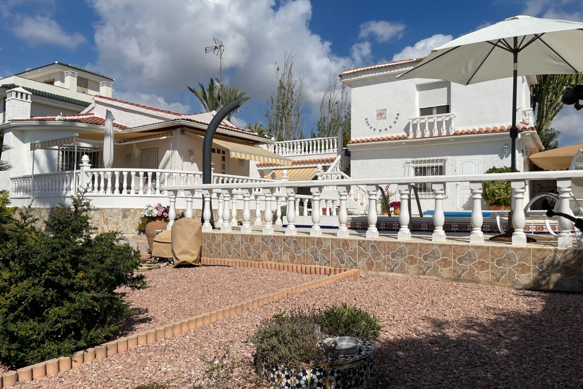 Herverkoop - Villa -
Ciudad Quesada - Costa Blanca