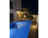 Herverkoop - Villa -
Ciudad Quesada - Costa Blanca