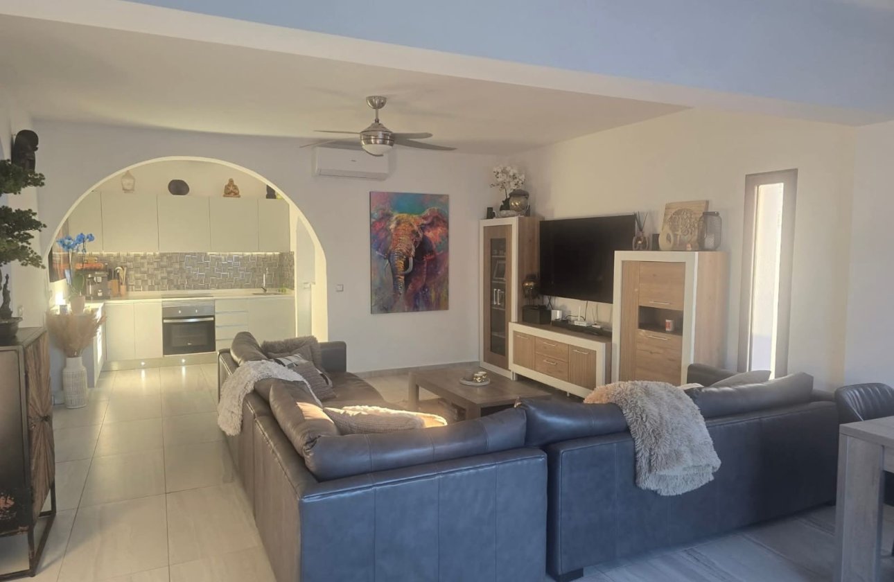 Herverkoop - Villa -
Ciudad Quesada - Costa Blanca