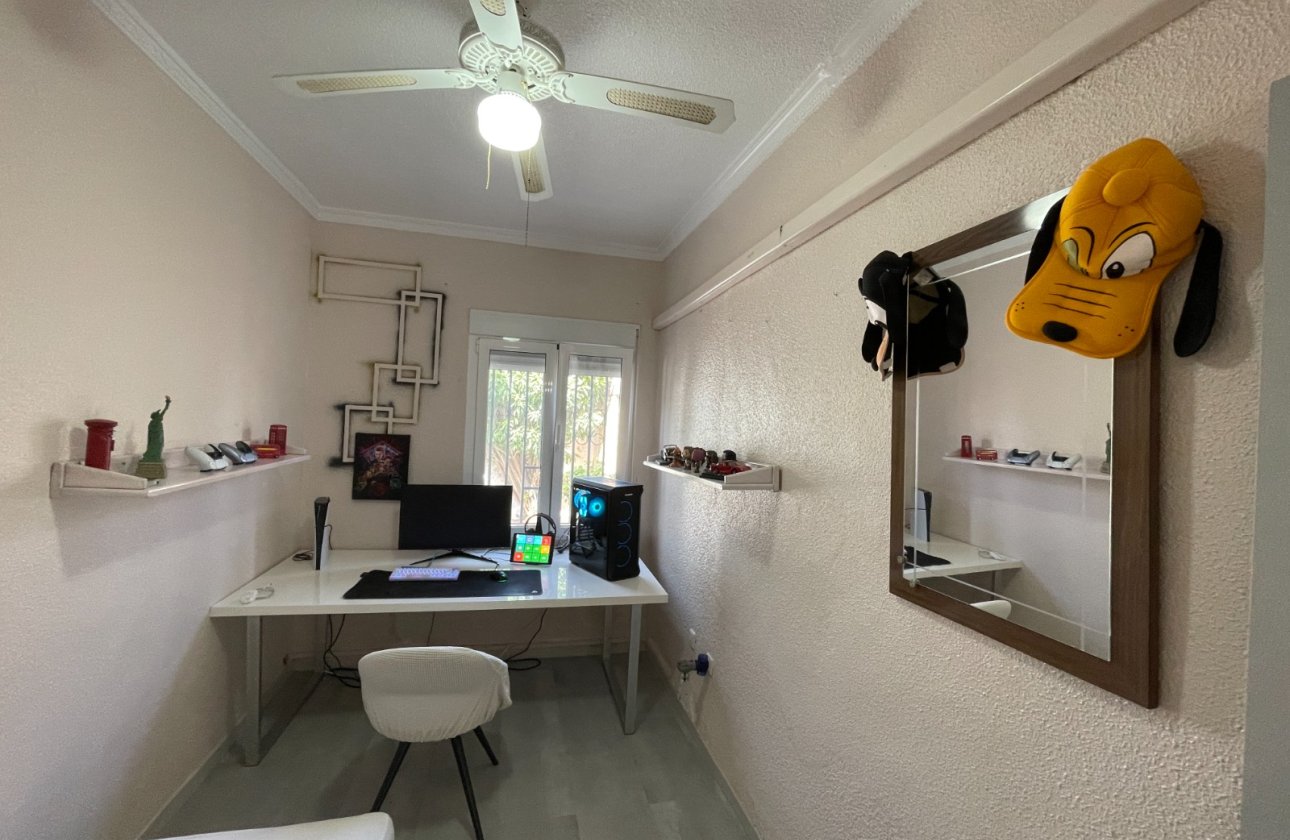 Herverkoop - Villa -
Ciudad Quesada - Costa Blanca