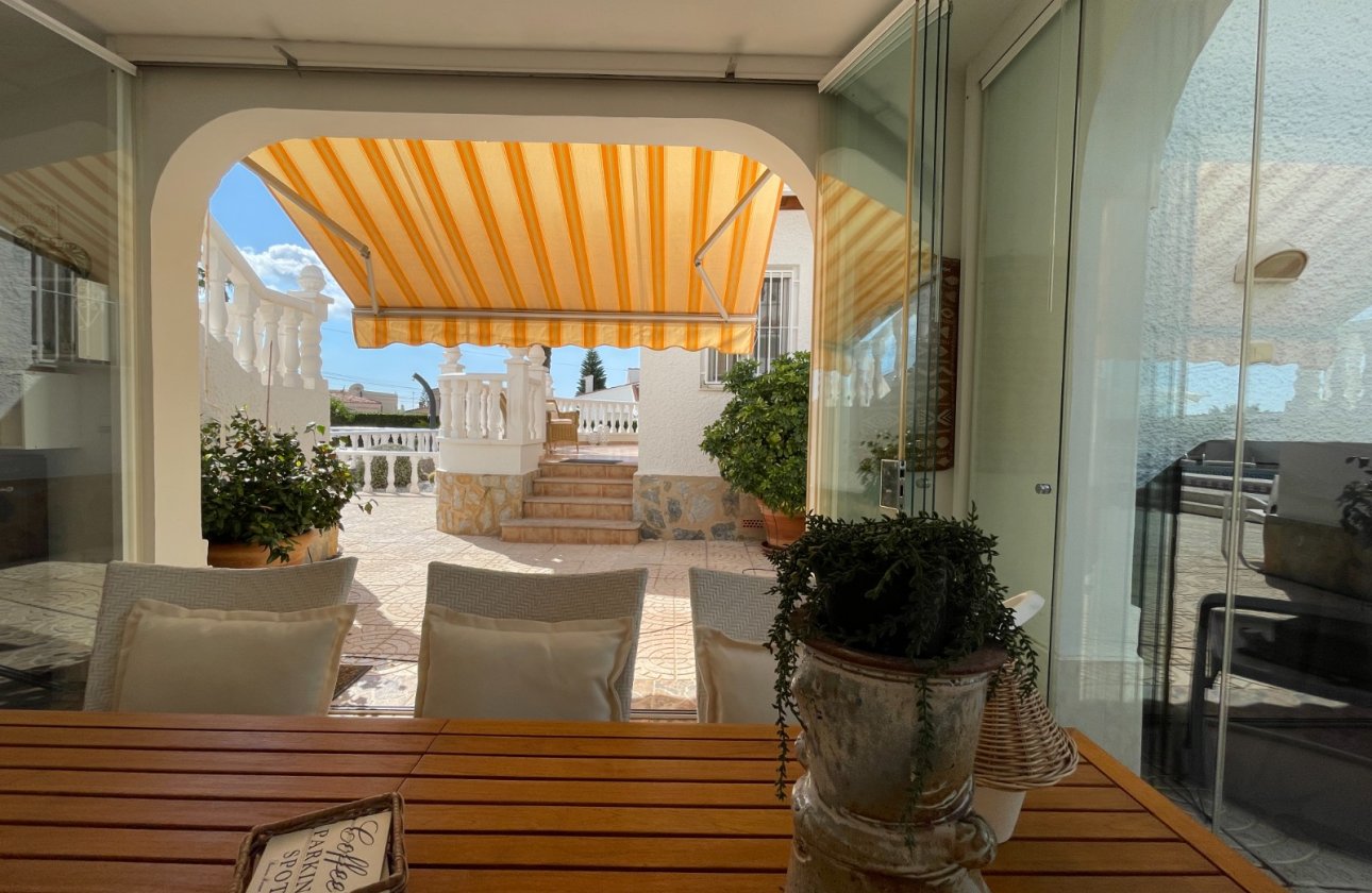 Herverkoop - Villa -
Ciudad Quesada - Costa Blanca