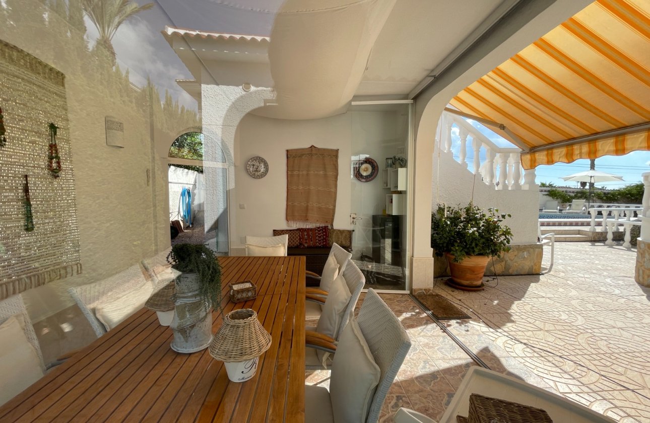 Herverkoop - Villa -
Ciudad Quesada - Costa Blanca