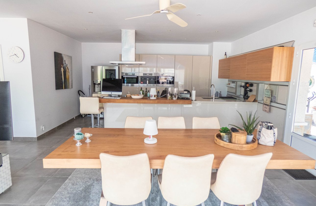 Herverkoop - Villa -
Ciudad Quesada - Costa Blanca