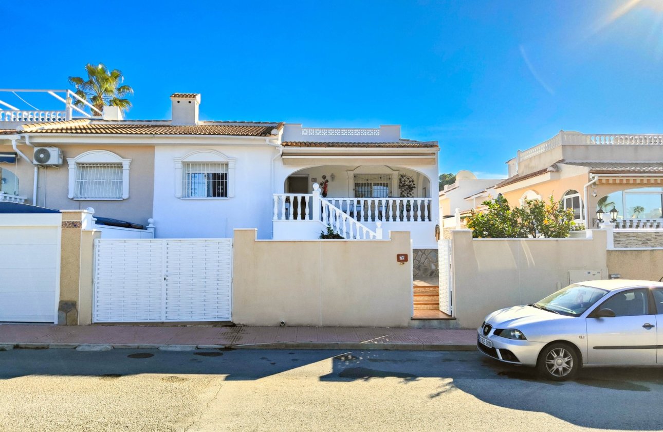 Herverkoop - Villa -
Ciudad Quesada - Costa Blanca