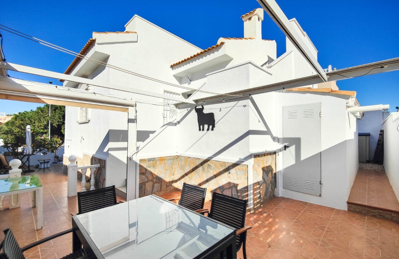 Herverkoop - Villa -
Ciudad Quesada - Costa Blanca