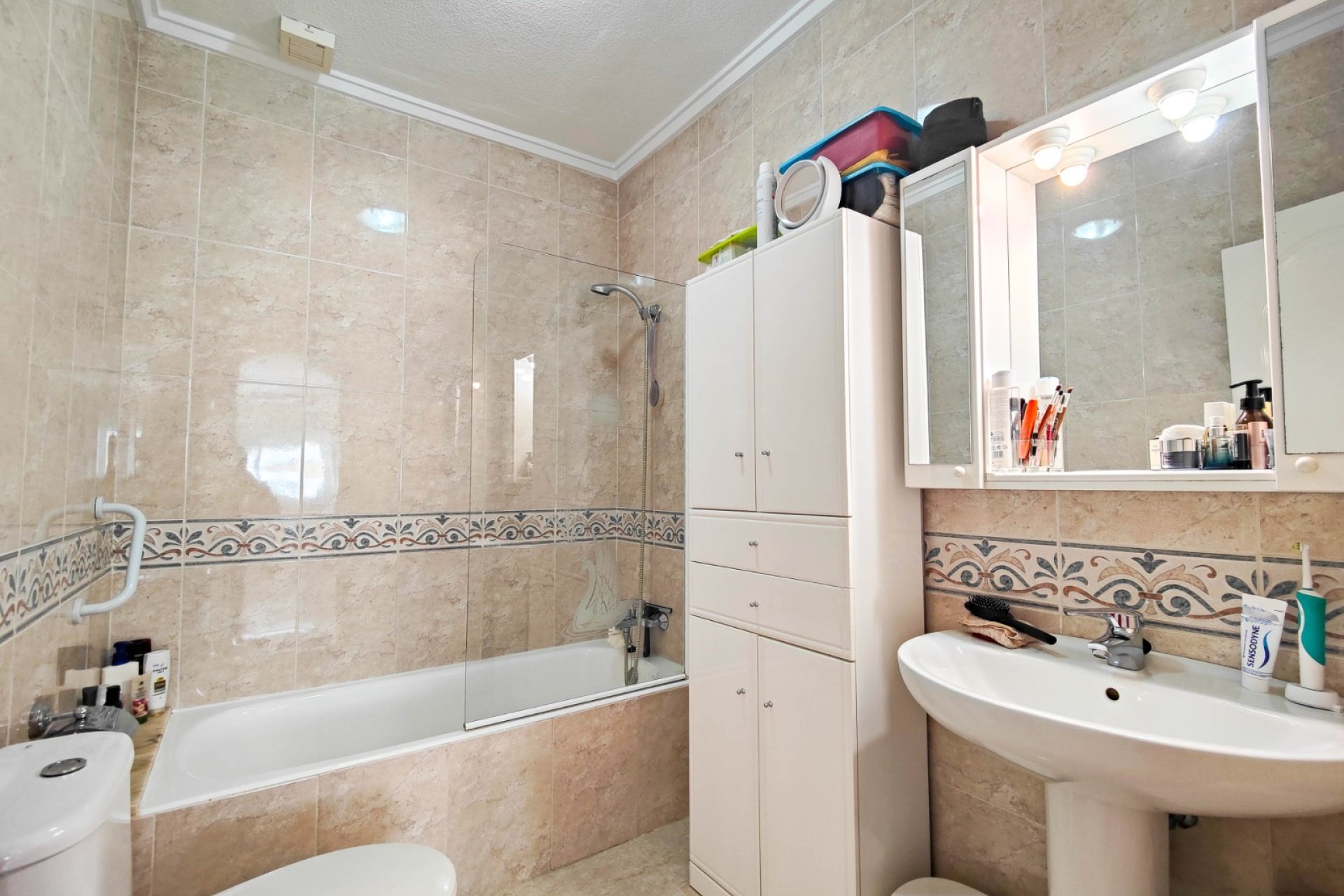 Herverkoop - Villa -
Ciudad Quesada - Costa Blanca