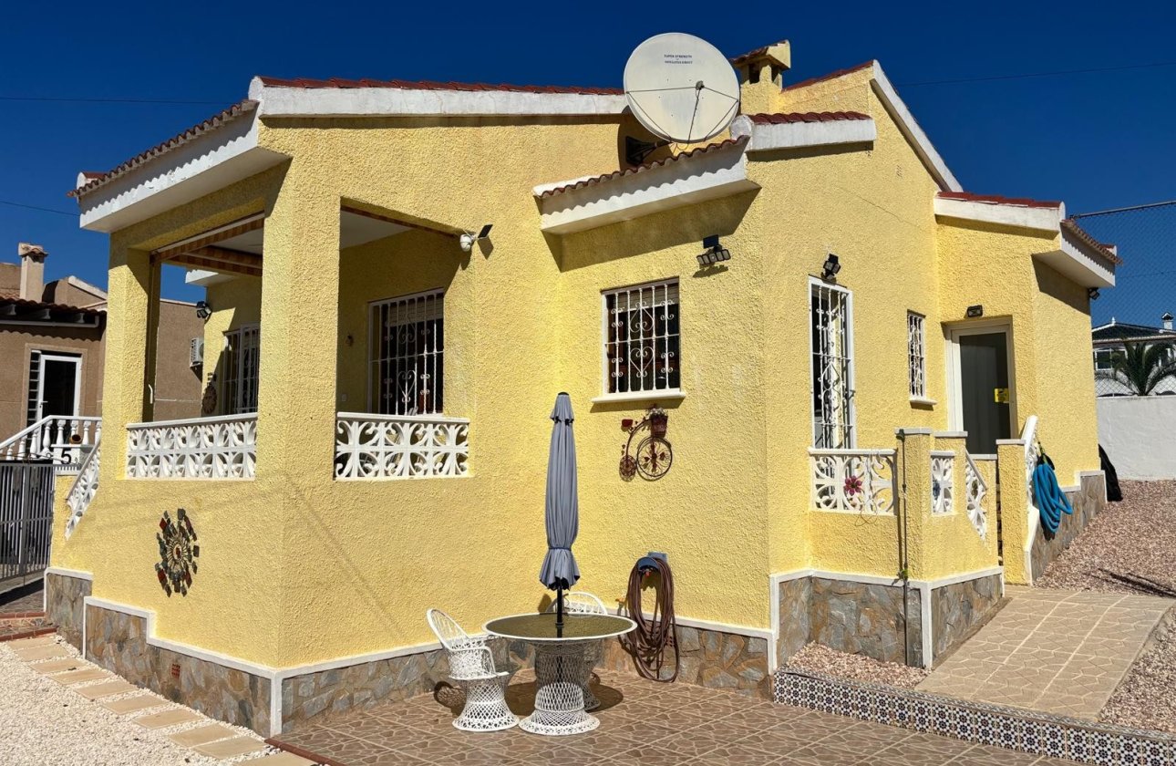 Herverkoop - Villa -
Ciudad Quesada - Costa Blanca