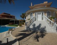 Herverkoop - Villa -
Ciudad Quesada - Costa Blanca