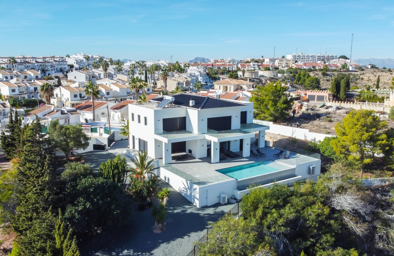 Herverkoop - Villa -
Ciudad Quesada - Costa Blanca