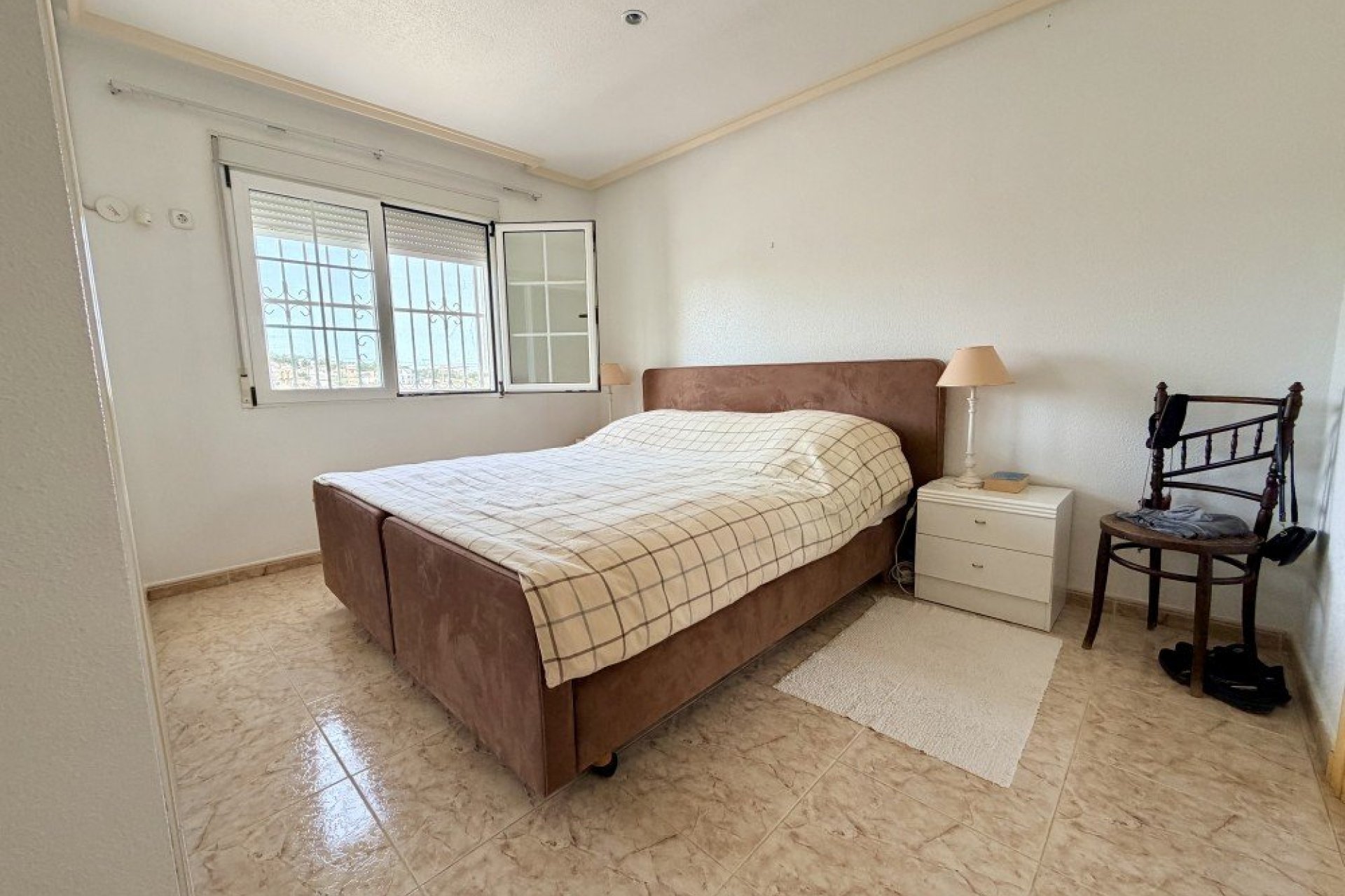 Herverkoop - Villa -
Ciudad Quesada - Costa Blanca