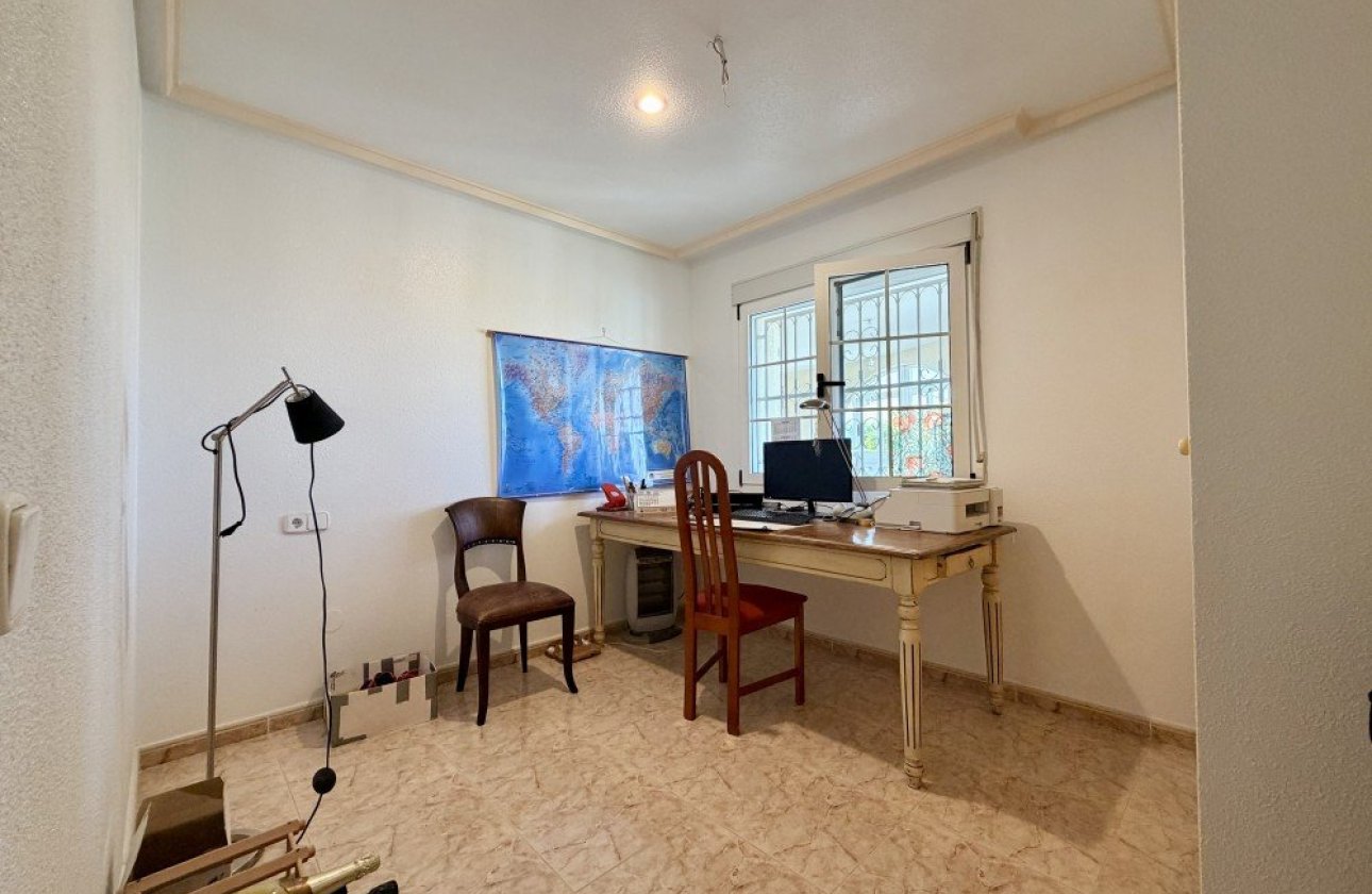 Herverkoop - Villa -
Ciudad Quesada - Costa Blanca