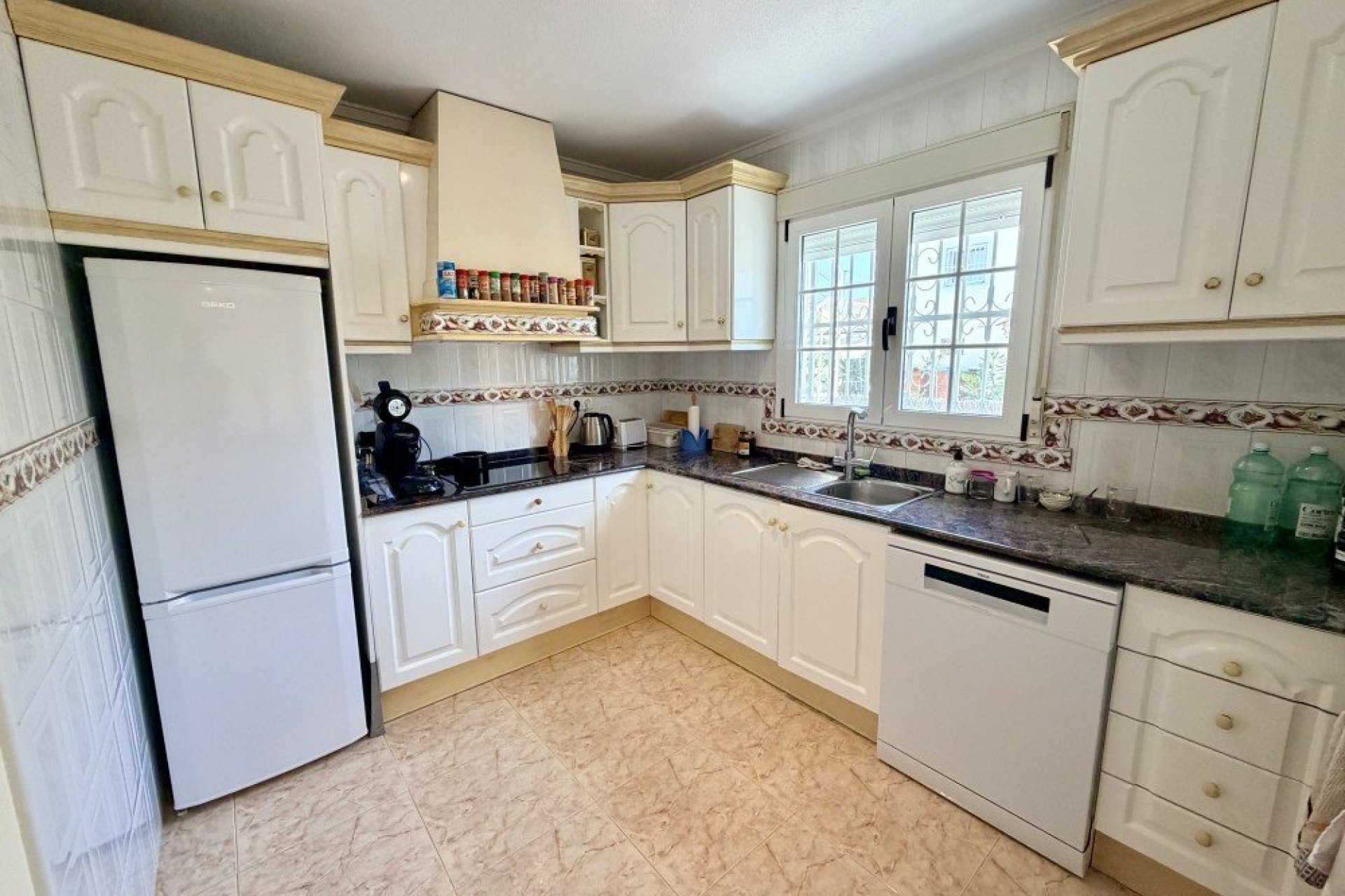 Herverkoop - Villa -
Ciudad Quesada - Costa Blanca