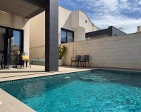 Herverkoop - Villa -
Ciudad Quesada - Costa Blanca