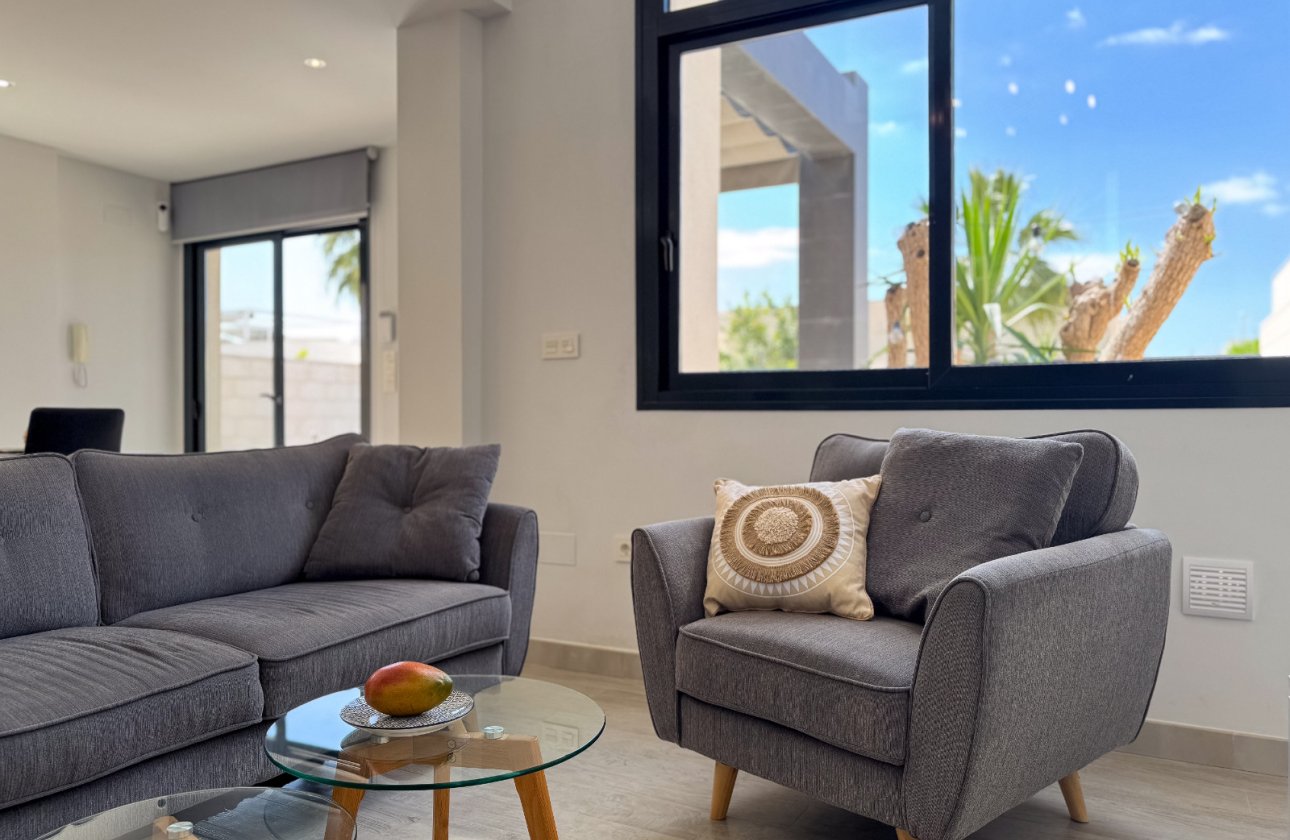 Herverkoop - Villa -
Ciudad Quesada - Costa Blanca