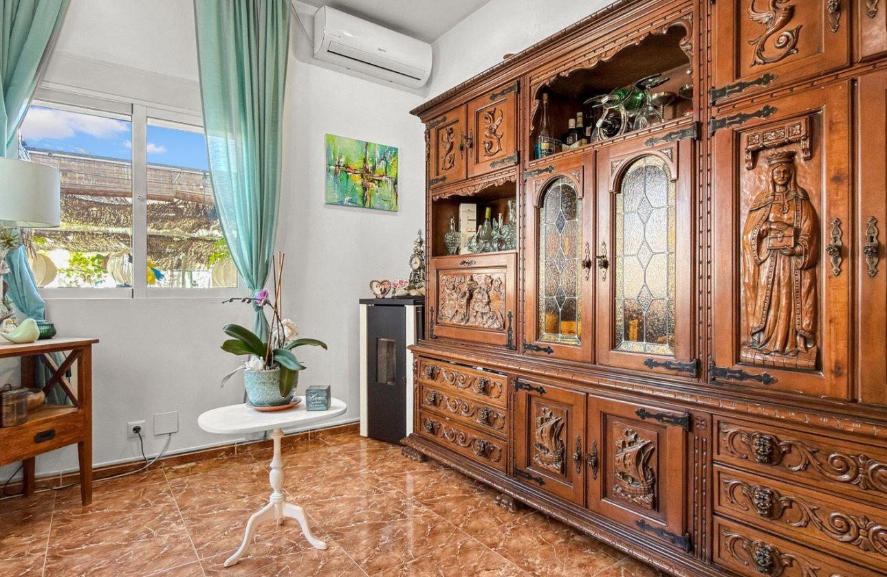 Herverkoop - Villa -
Ciudad Quesada - Costa Blanca