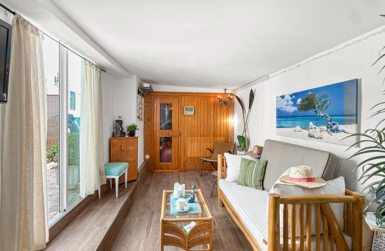 Herverkoop - Villa -
Ciudad Quesada - Costa Blanca