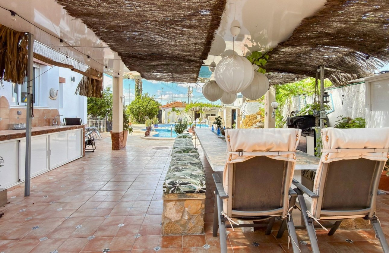 Herverkoop - Villa -
Ciudad Quesada - Costa Blanca