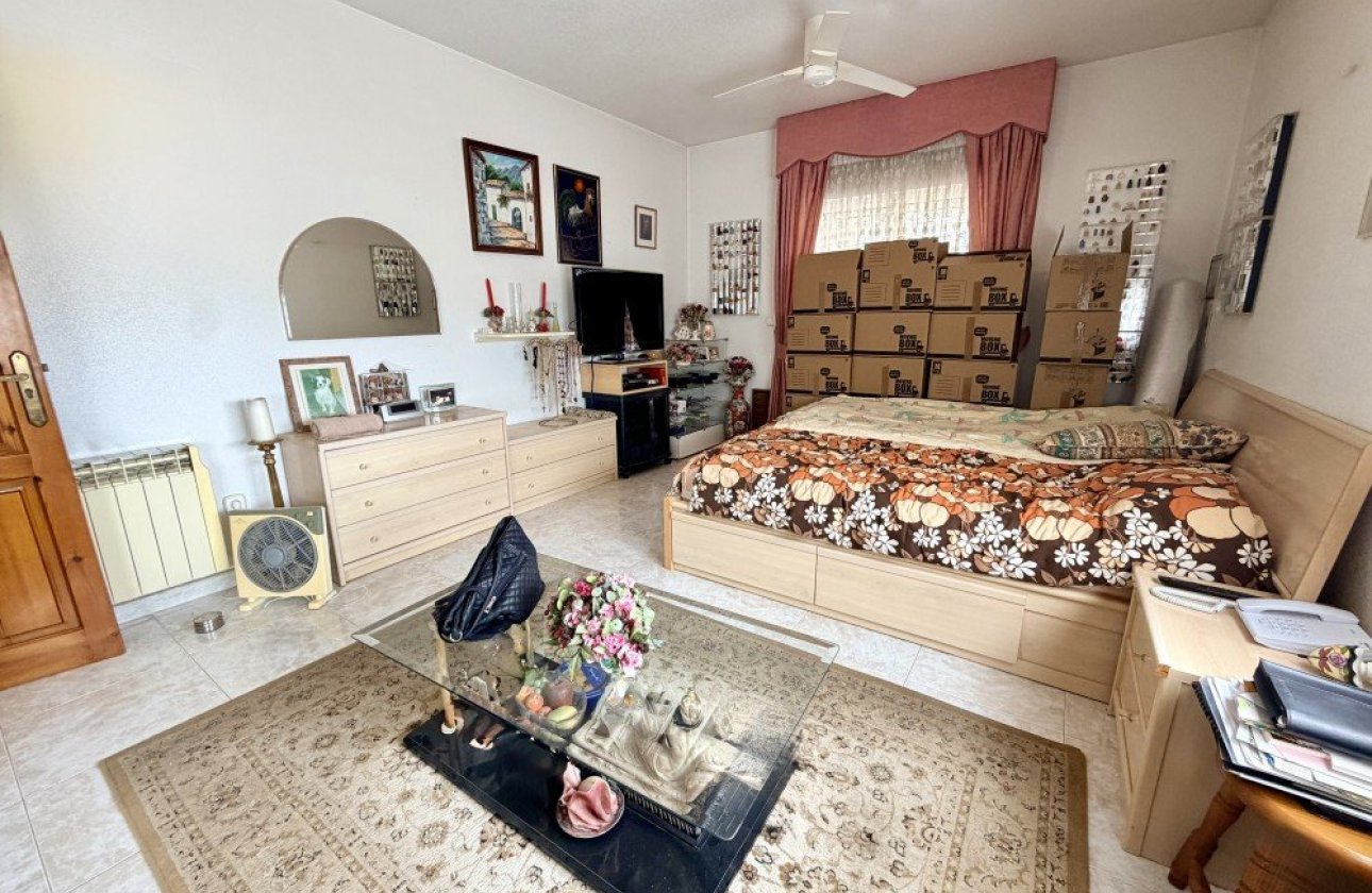 Herverkoop - Villa -
Ciudad Quesada - Costa Blanca