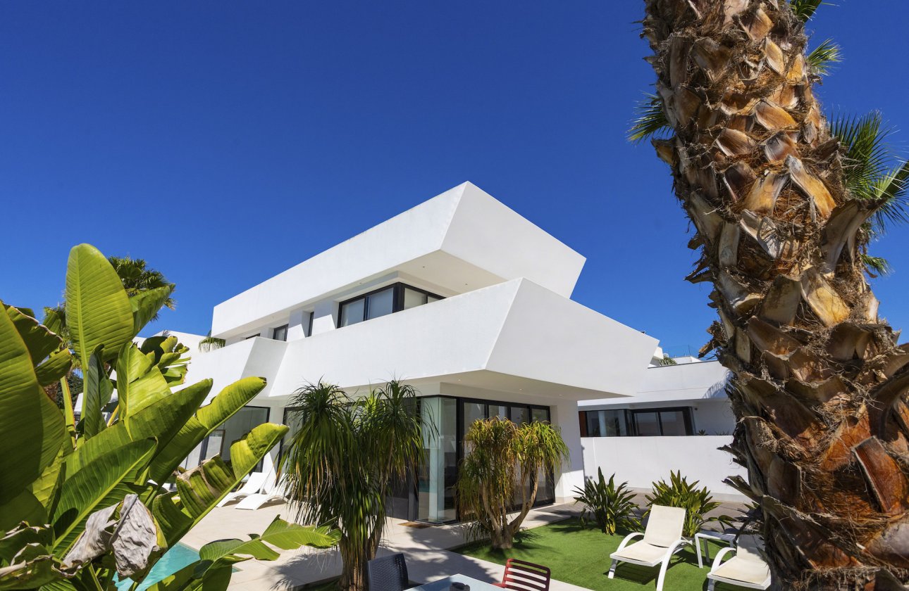 Herverkoop - Villa -
Ciudad Quesada - Costa Blanca