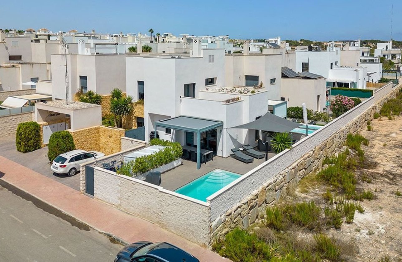 Herverkoop - Villa -
Ciudad Quesada - Costa Blanca