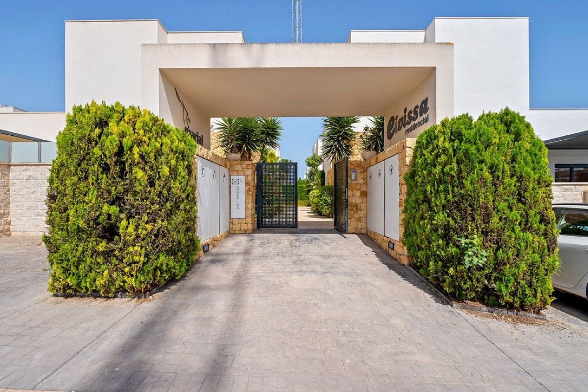 Herverkoop - Villa -
Ciudad Quesada - Costa Blanca