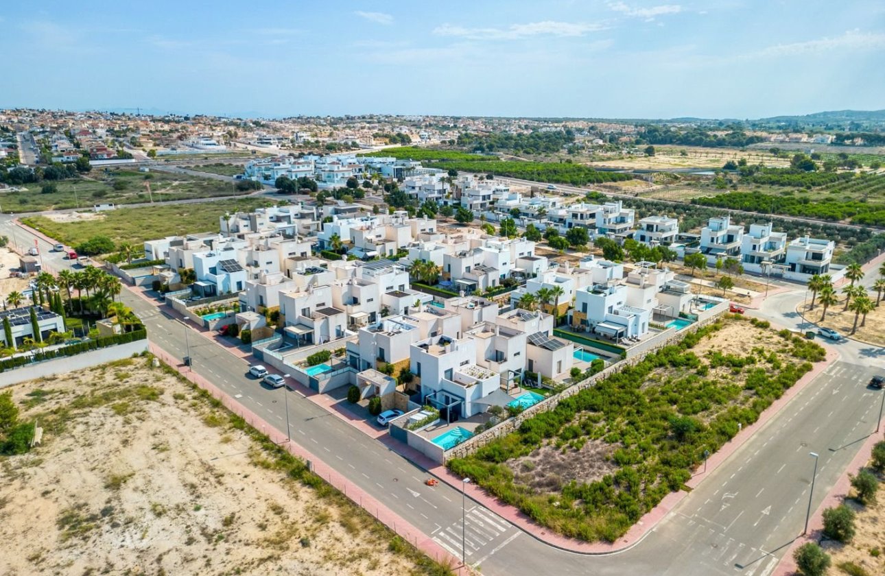 Herverkoop - Villa -
Ciudad Quesada - Costa Blanca