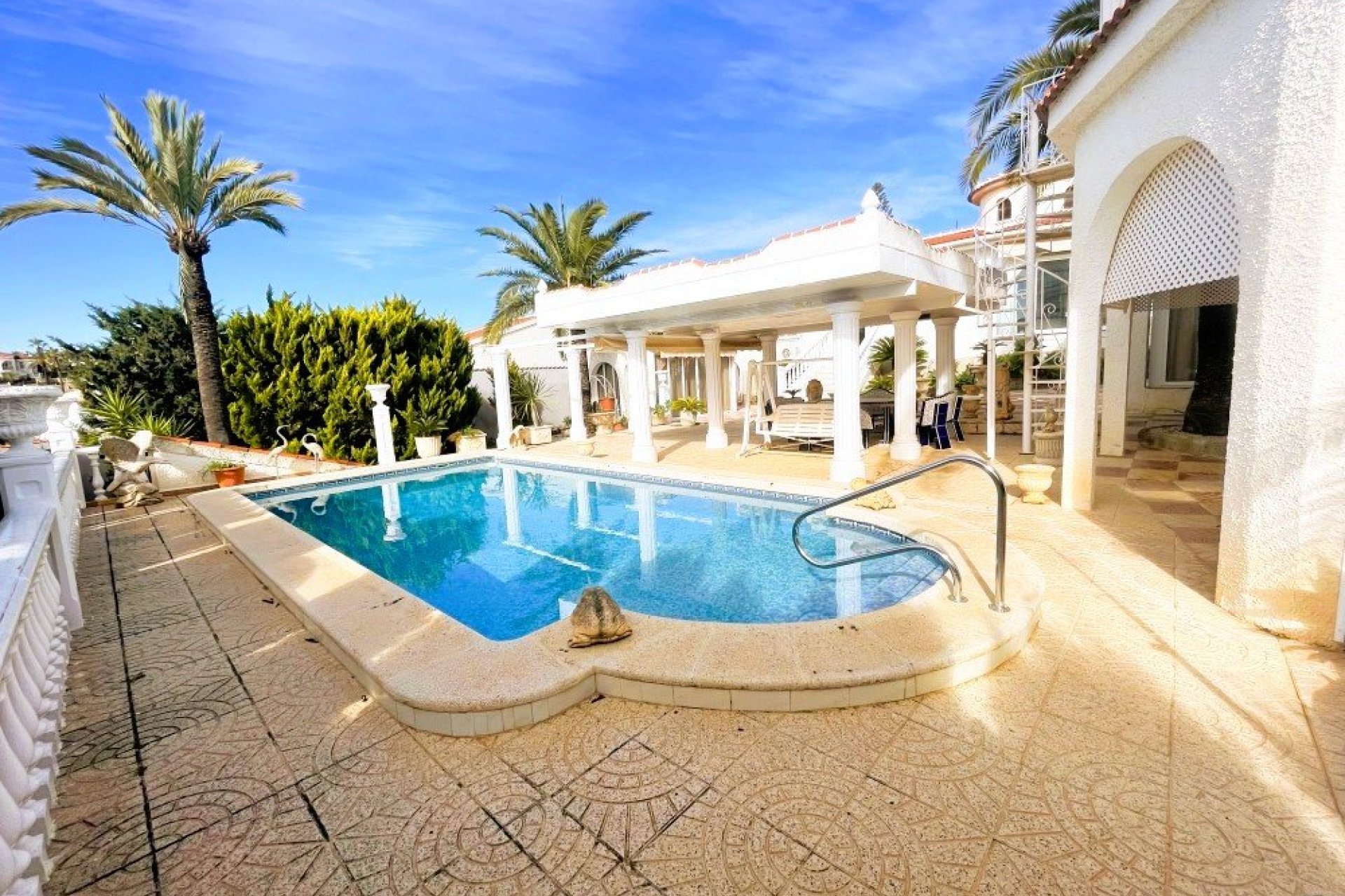 Herverkoop - Villa -
Ciudad Quesada - Costa Blanca