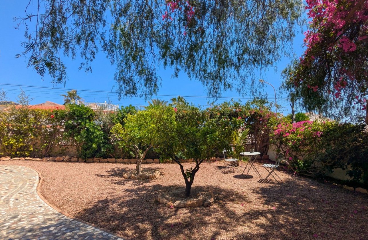 Herverkoop - Villa -
Ciudad Quesada - Costa Blanca