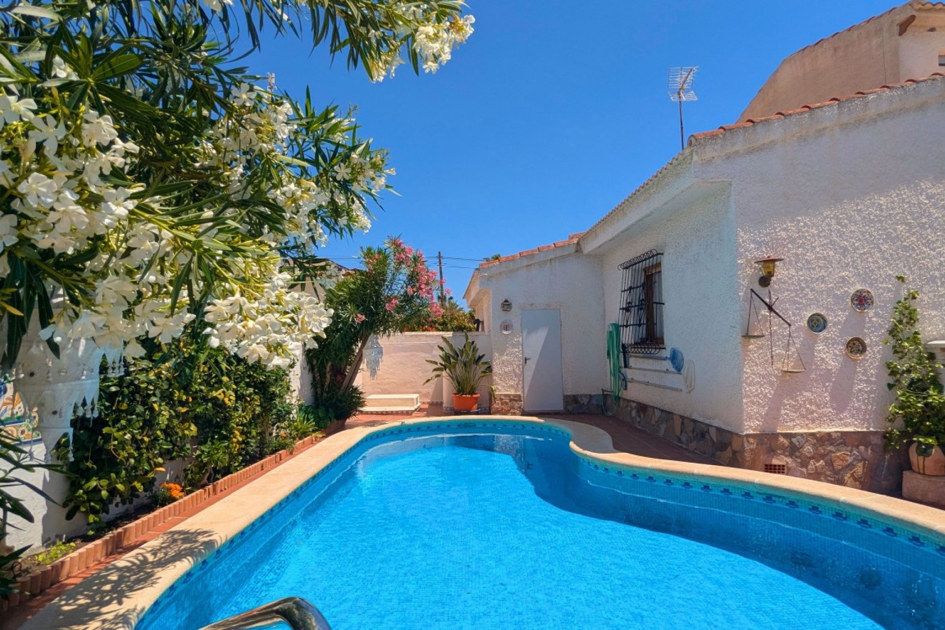 Herverkoop - Villa -
Ciudad Quesada - Costa Blanca