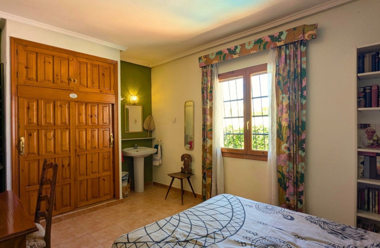 Herverkoop - Villa -
Ciudad Quesada - Costa Blanca