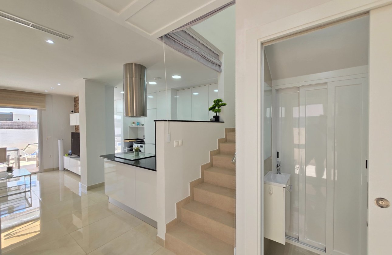Herverkoop - Villa -
Ciudad Quesada - Costa Blanca