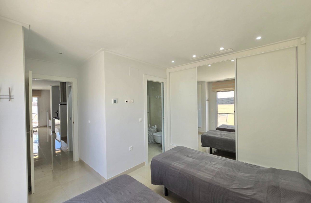 Herverkoop - Villa -
Ciudad Quesada - Costa Blanca
