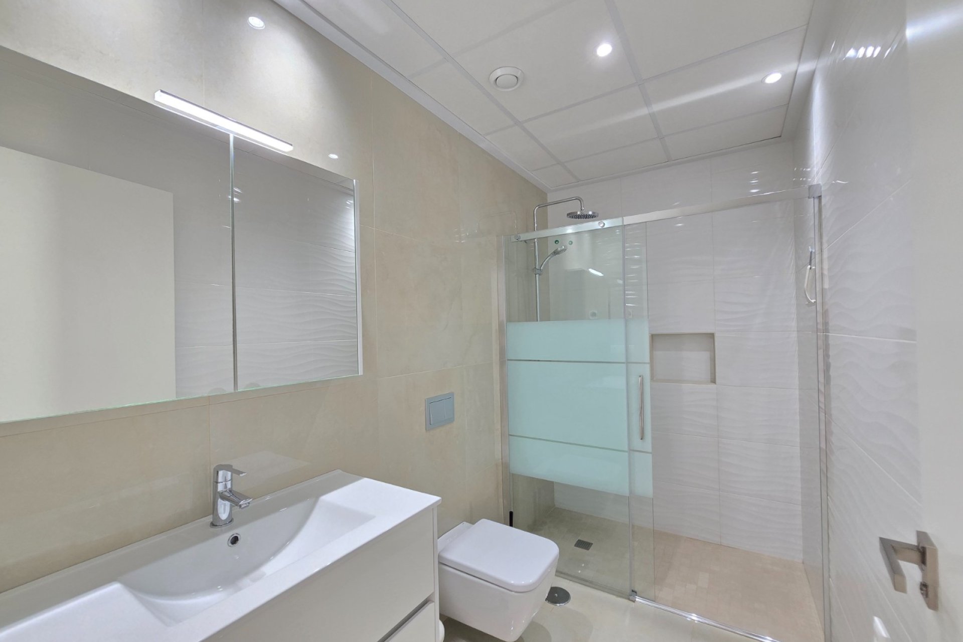 Herverkoop - Villa -
Ciudad Quesada - Costa Blanca