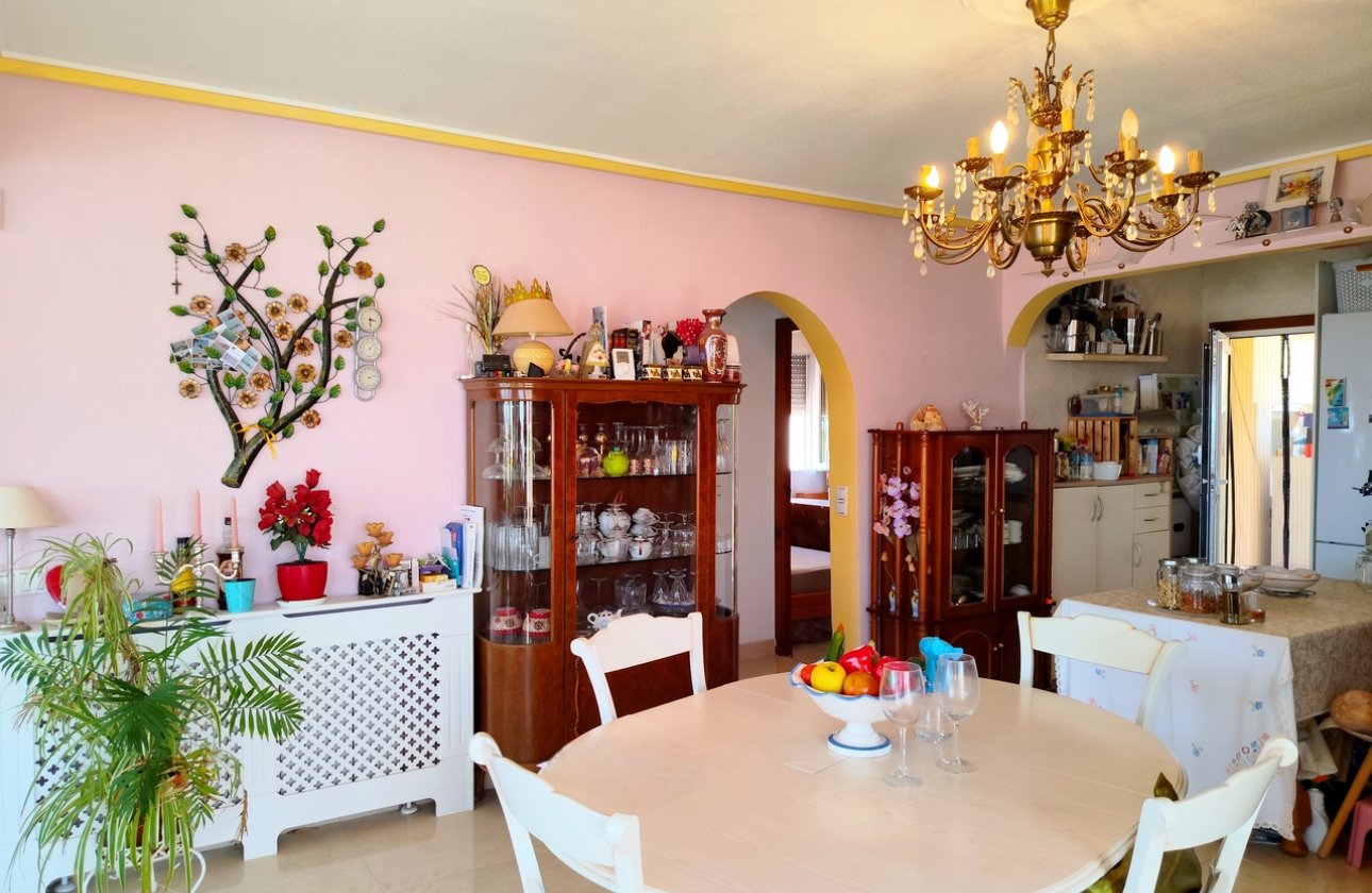 Herverkoop - Villa -
Ciudad Quesada - Costa Blanca
