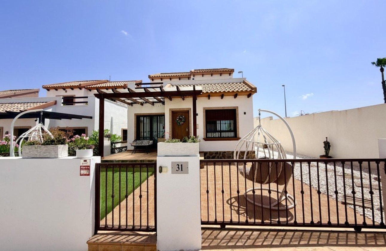 Herverkoop - Villa -
Ciudad Quesada - Costa Blanca
