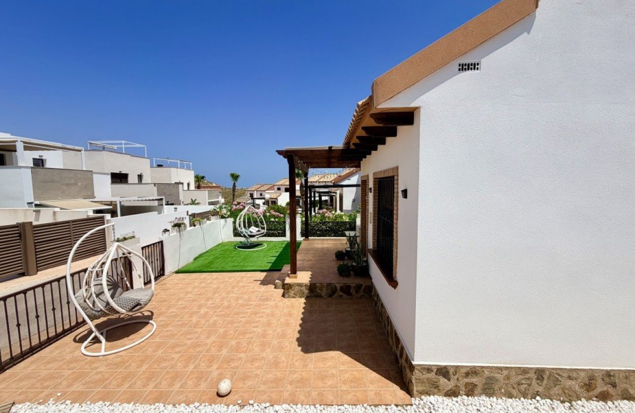Herverkoop - Villa -
Ciudad Quesada - Costa Blanca