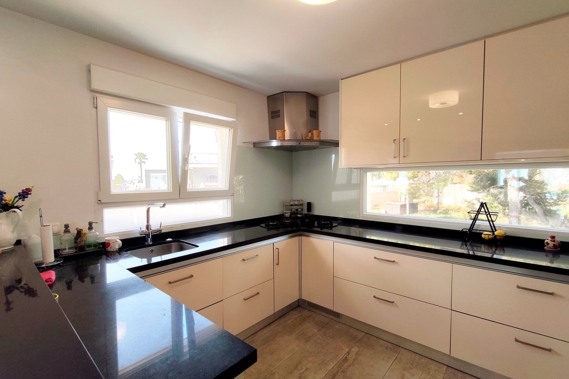 Herverkoop - Villa -
Ciudad Quesada - Costa Blanca