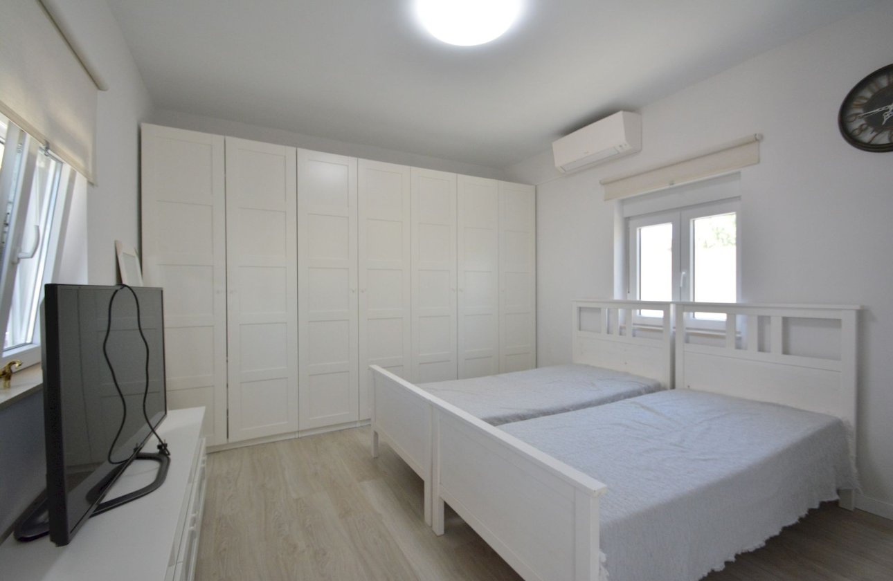 Herverkoop - Villa -
Ciudad Quesada - Costa Blanca