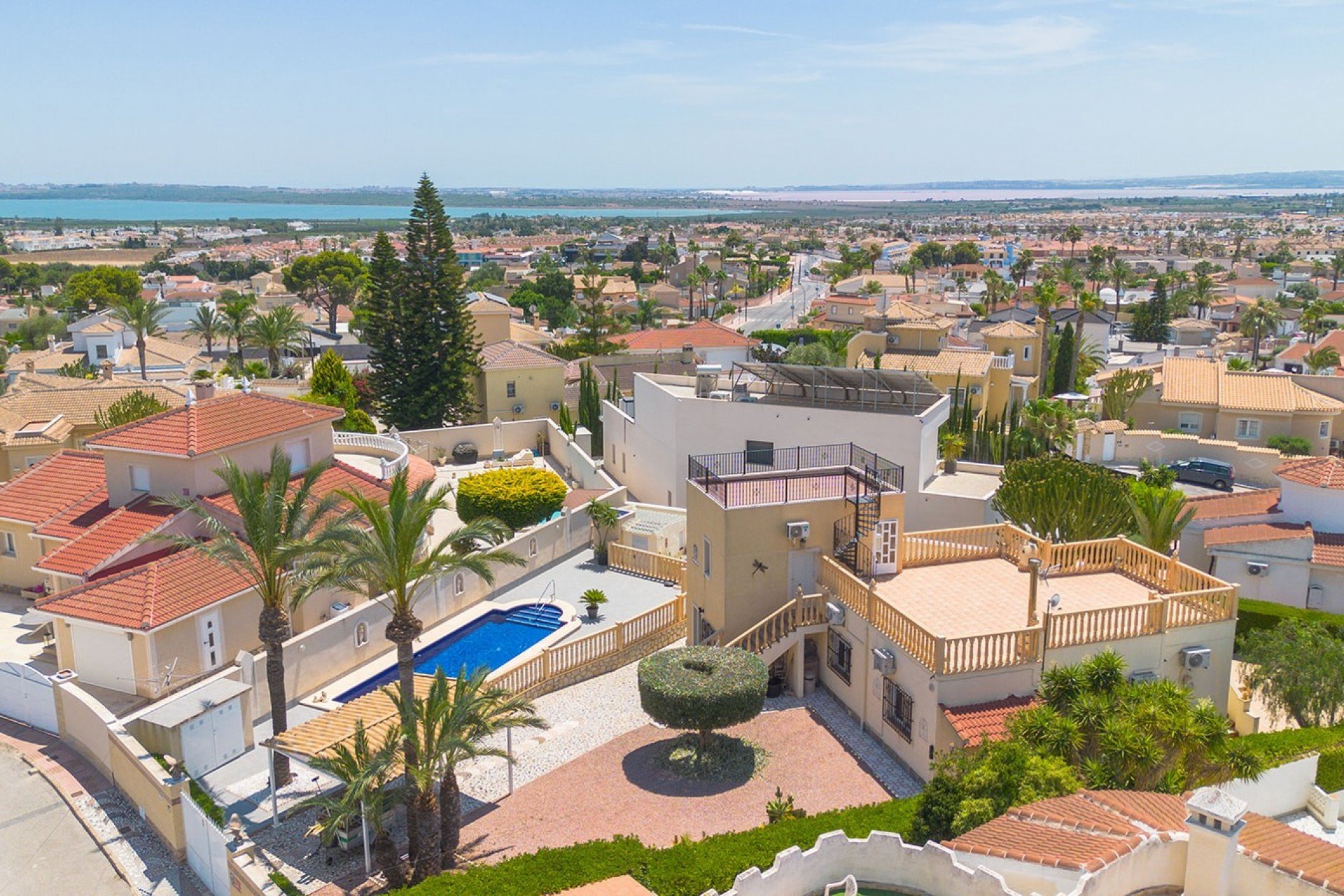 Herverkoop - Villa -
Ciudad Quesada - Costa Blanca