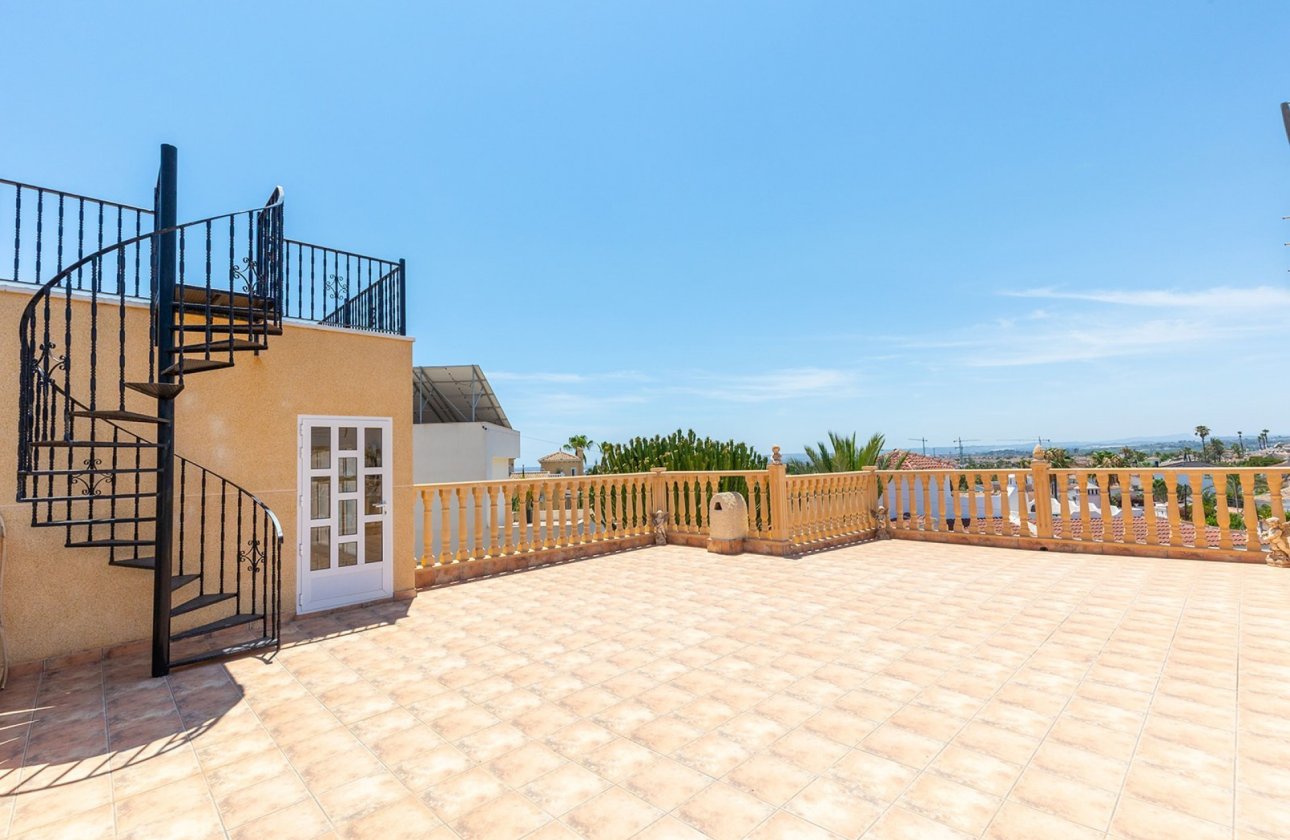 Herverkoop - Villa -
Ciudad Quesada - Costa Blanca